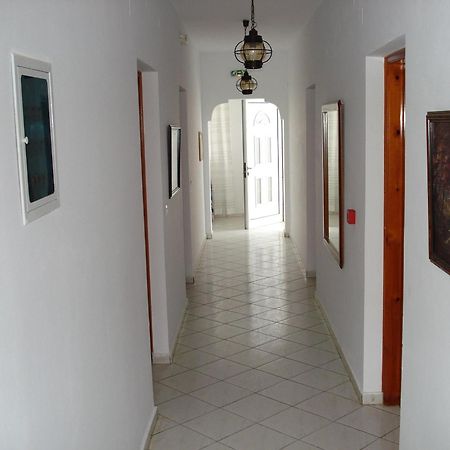 Madison Studios Vlachata Luaran gambar